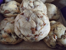 Load image into Gallery viewer, New York Style Chocolate Chip Biscoff Stuffed Cookies - Box Of 6
